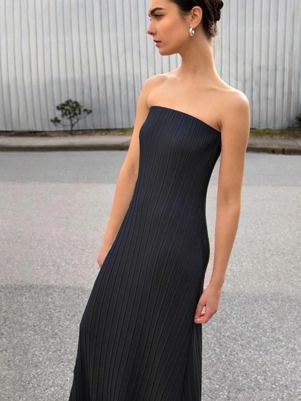 Oak + Fort Pleated Maxi Dress in Black Size XS Like New